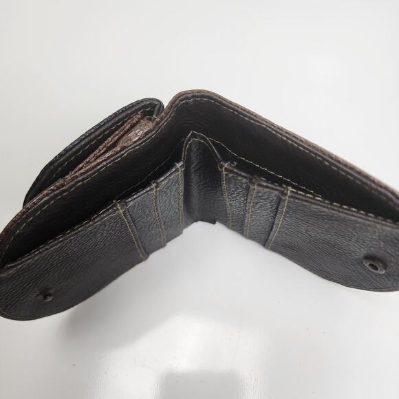 Esprit Two-Toned Faux Snakeskin Design Leather Zip & Button Coin Purse Wallet - Picture 5 of 8